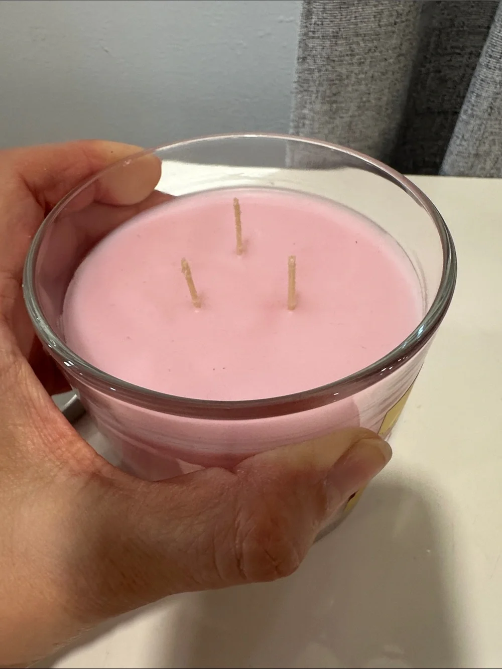 Tuscany candle Sweet Pink Lemonade Scented Candle - Pink brand new. 3 wick